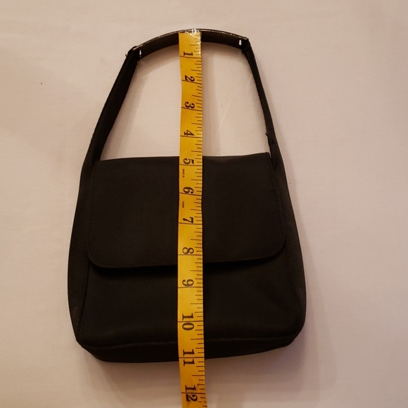 Kenneth Cole mimi  black purse - Picture 6 of 7